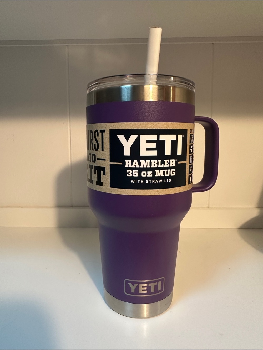 YETI Rambler 35 oz Mug with Straw Lid Peak Purple. NWT